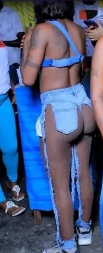 Is This Fashion Or Madness? See What This Slay Queen Wore During A Family Gathering (See Photos)