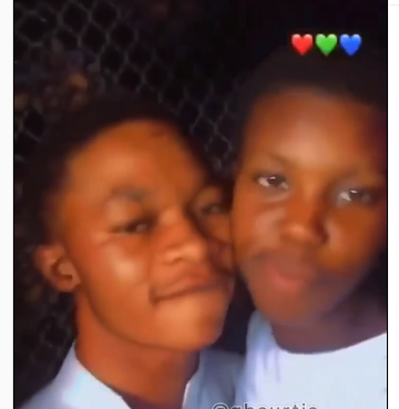 Watch|| 13-Year-Old Girl Teaches Her Boyfriend How To Do It Well In Le@k Video