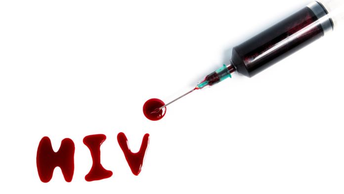 Girl injects Herself With Boyfriend’s HIV-Positive Blood “To Prove Her Love”