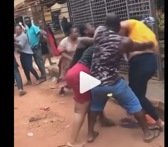 Watch|| Shameless Slay Mamas Fight In Public Over A Man