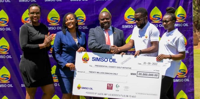 SIMSO OIL PUMPS K20 MILLION TO PRESIDENTIAL CHARITY GOLF TOURNAMENT