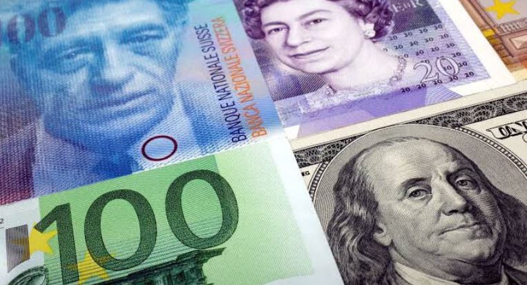 Pound falls to lowest level against dollar since 1985