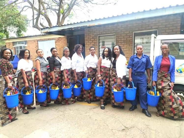 GLOBE INTERNET LIMITED LADY EMPLOYEES DONATE FOOD AND NON-FOOD ITEMS TO QECH