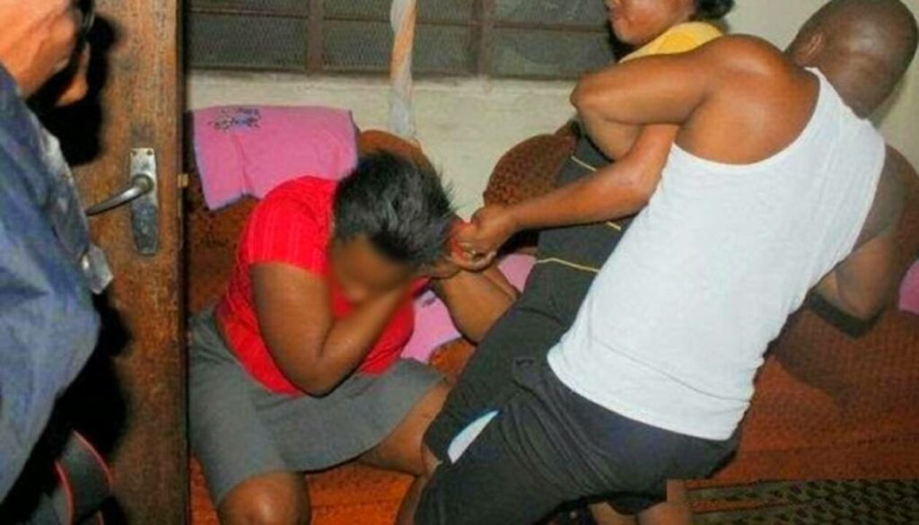 Married woman catches her best friend in bed with her husband; see what she did