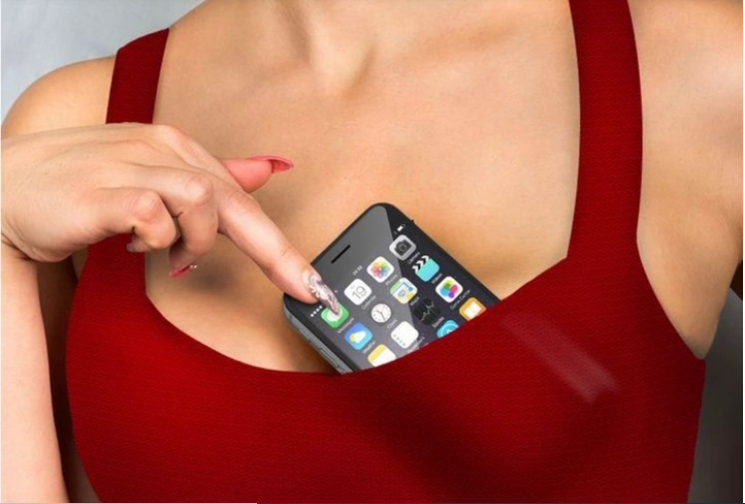 Places Around Your Body You Should Avoid Keeping Your Phone