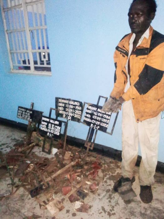 Man in cooler for stealing burial crosses at graveyard in Mchinji