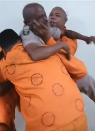 Disturbing video of 3 South African inmates assaulting a prison Warden gets leaked