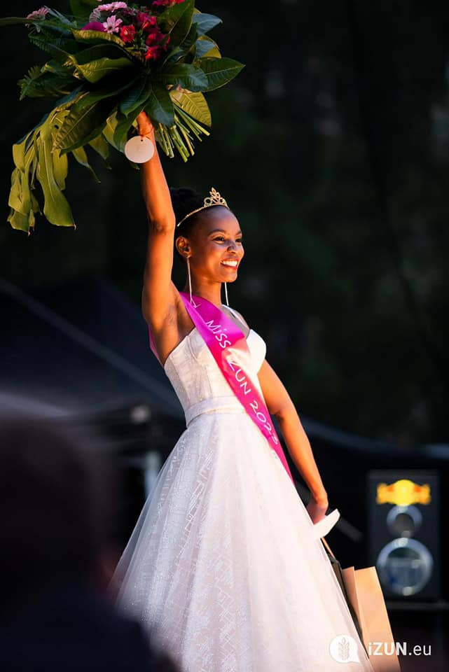Zambia Student crowned Miss iZUN in Czech Republic (see photos)
