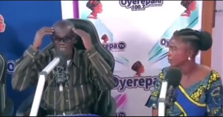 Husband calls out wife during a live show for not moaning during s3x, complains she’s always idle and acts like a dead wood on bed