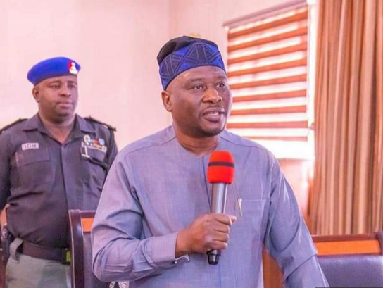 Nigeria governor under fire over 47-strong media team