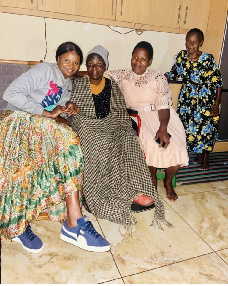 Malawi Queens Star Mwawi Kumwenda cheers former Minister Grace Chiumia
