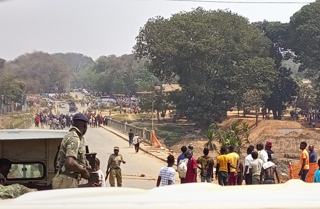 Police Disperse Demonstrators Supporting Bon Kalindo with Tear Gas
