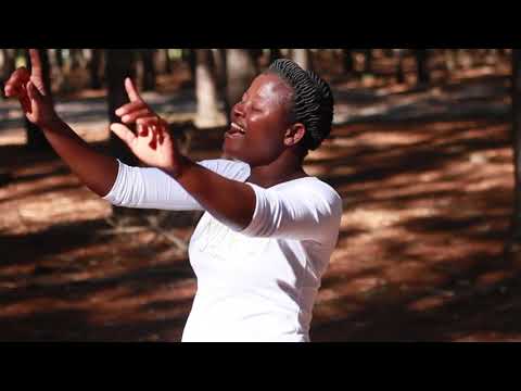 Worshipper Edward Filipo – Ndinu Mfumu (Official Music Video)