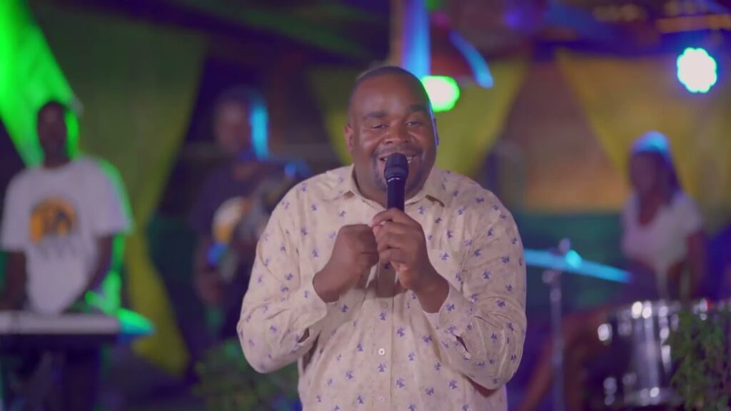 Innocent Chitimbe – Ndimalakwa Chani (Official Music Video)