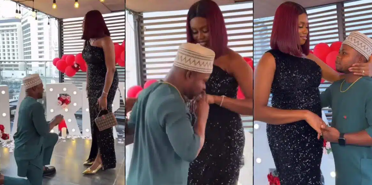 Man boldly proposes marriage to his stunning partner in a romantic atmosphere (Watch video)