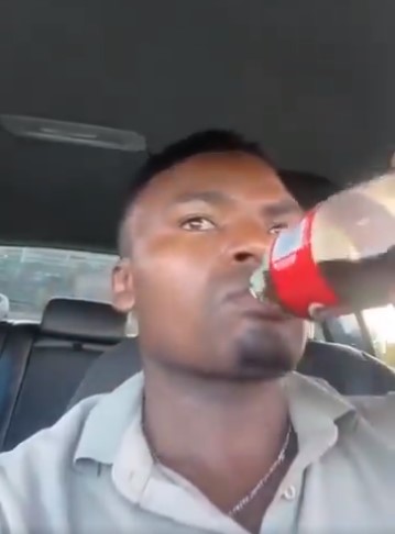 Zimbabwean man leaving in South Africa kills himself by drinking poison on Facebook live