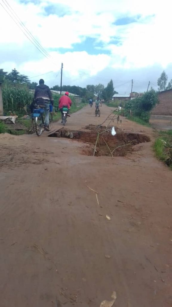 Chiputula- Ching’ambo Road cut off due to heavy rains