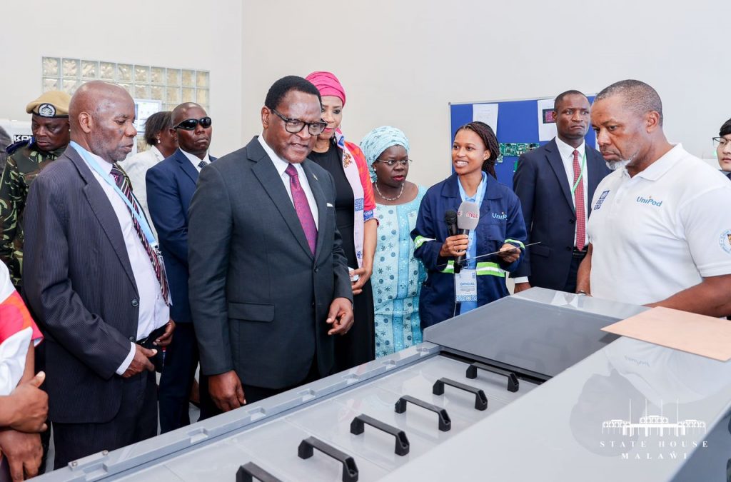 Chakwera orders Minister of Finance to review students’ loans