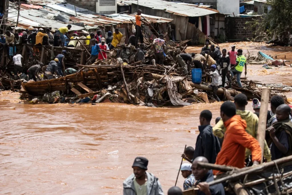 Schools re-open in Kenya amid heavy rains