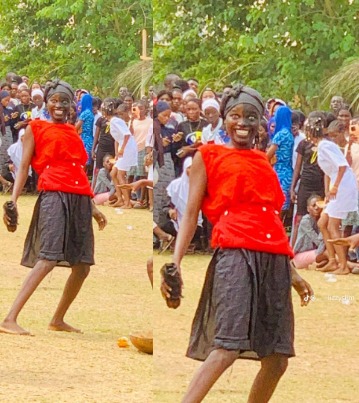 Man dumps his girlfriend for acting as a witch in a drama (Watch Video)
