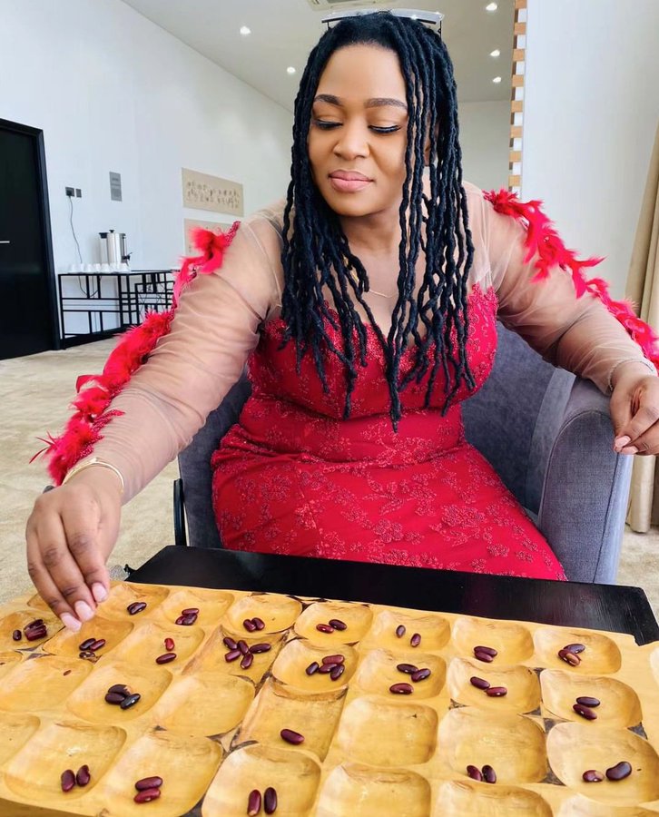 Wendy Harawa Playing With Beans