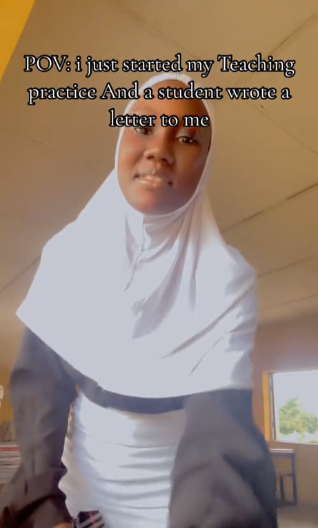 Teacher shocked as male student proposes marriage in love letter (Watch Video)