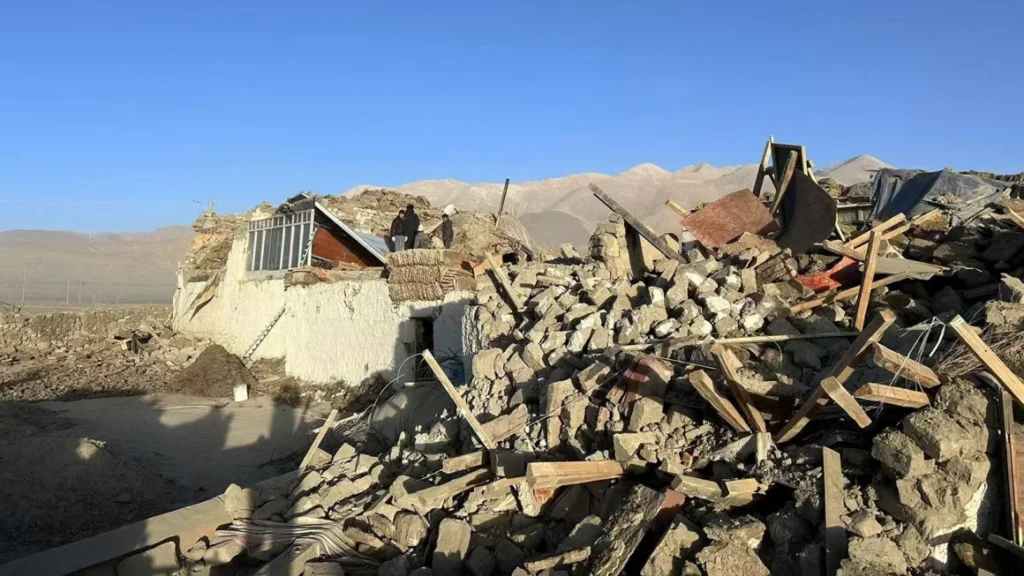 Magnitude Earthquake in Tibet Kills 95, Injures 130, China