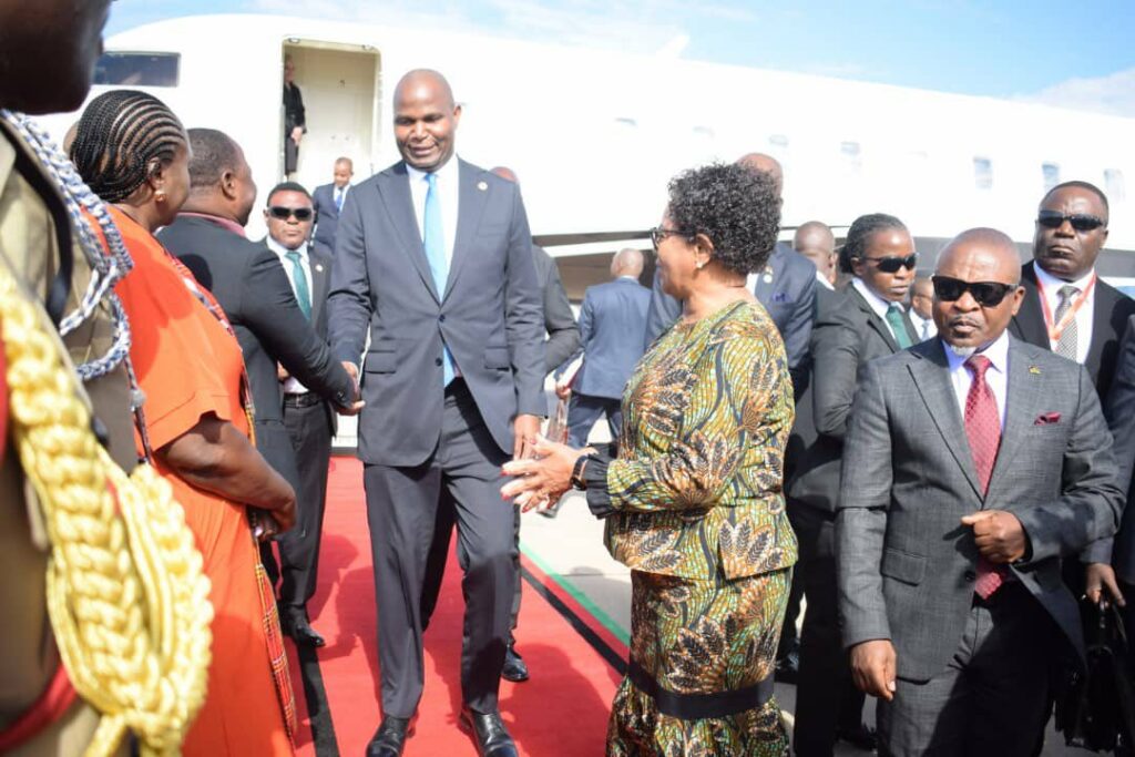 Mozambican President Daniel Chapo Arrives in Malawi