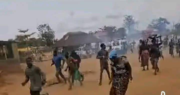 Men in Military Uniform Assault Civilians, Burn Property in Dowa After Brutal Murd3r of MDF Soldier
