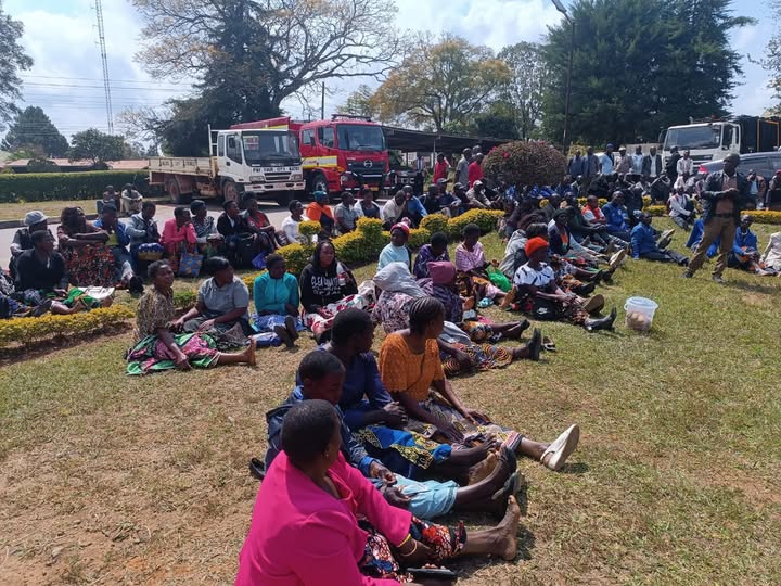 Mzuzu City Council Staff Hold Sit-In Over Pension Reduction & 10% Salary Increase