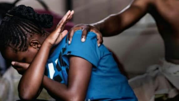 Woman Catches Husband D£filing 11Year-old Step Daughter on Matrimonial Bed