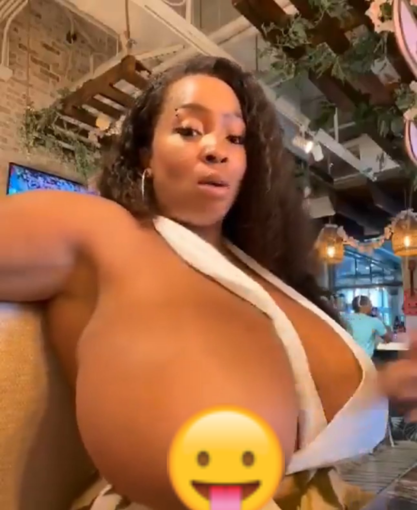 Grok Who Is She? Internet Melts Over Viral B00b-Slip Goddess (Watch Video)