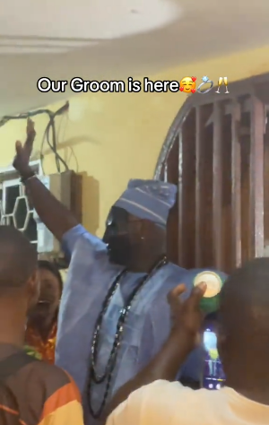 Is He Hiding Something? Groom Wears Face Mask to Wedding, Conceals Identity (Watch Video)