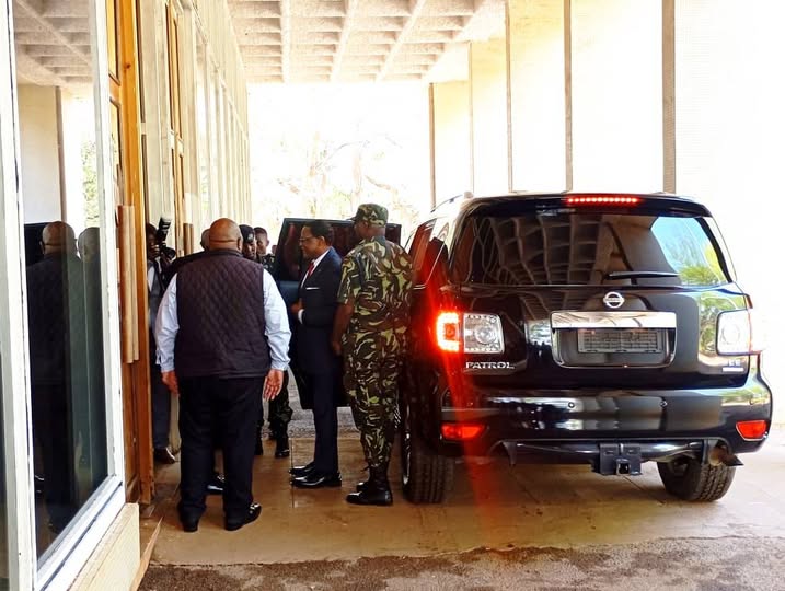 Chakwera Arrives at MCP Headquarters Ready For Press Briefing