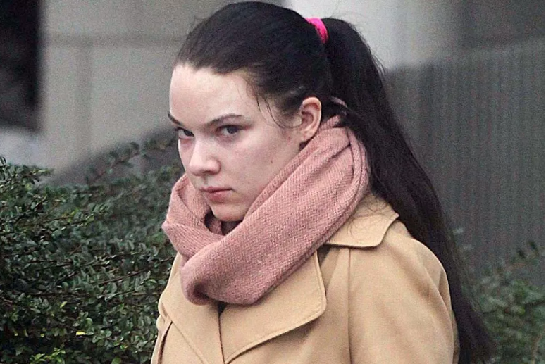 Woman who faked own de@th to avoid court caught on CCTV attending wedding