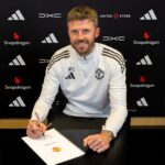 Michael Carrick Signs New Manchester United Contract Until 2028