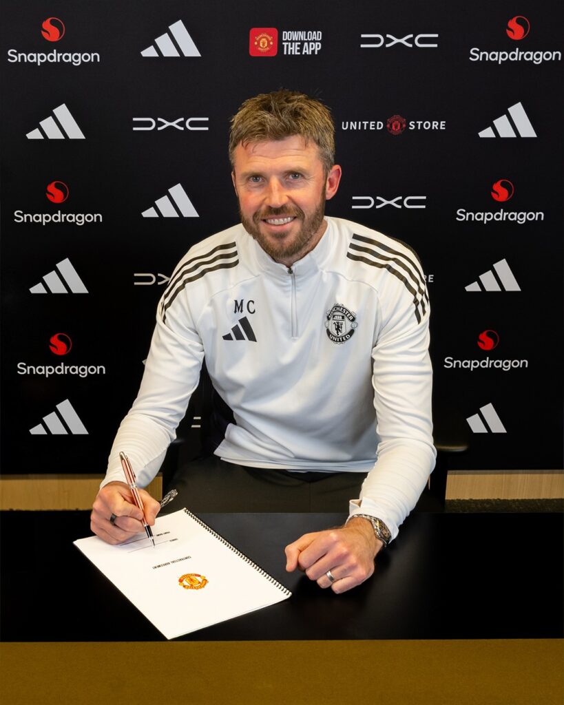 Michael Carrick Signs New Manchester United Contract Until 2028