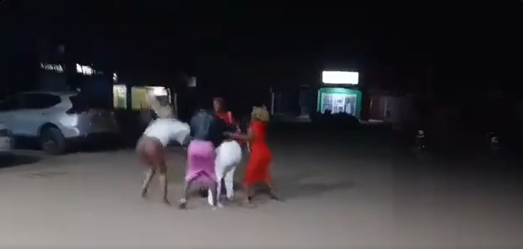 Half-Naked Women Caught On Camera Fighting At Bwandilo  In Lilongwe
